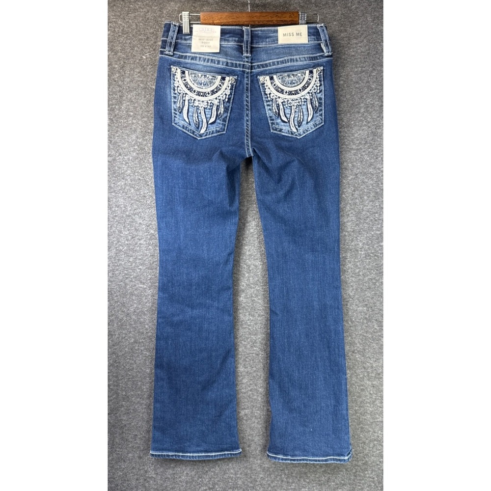 NWT Miss Me Mid Rise Bootcut Jeans Womens 28 Blue Embroidered Dreamcatcher Bling